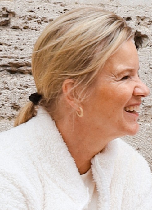 Kerstin Yoga Breda Kers portret 2